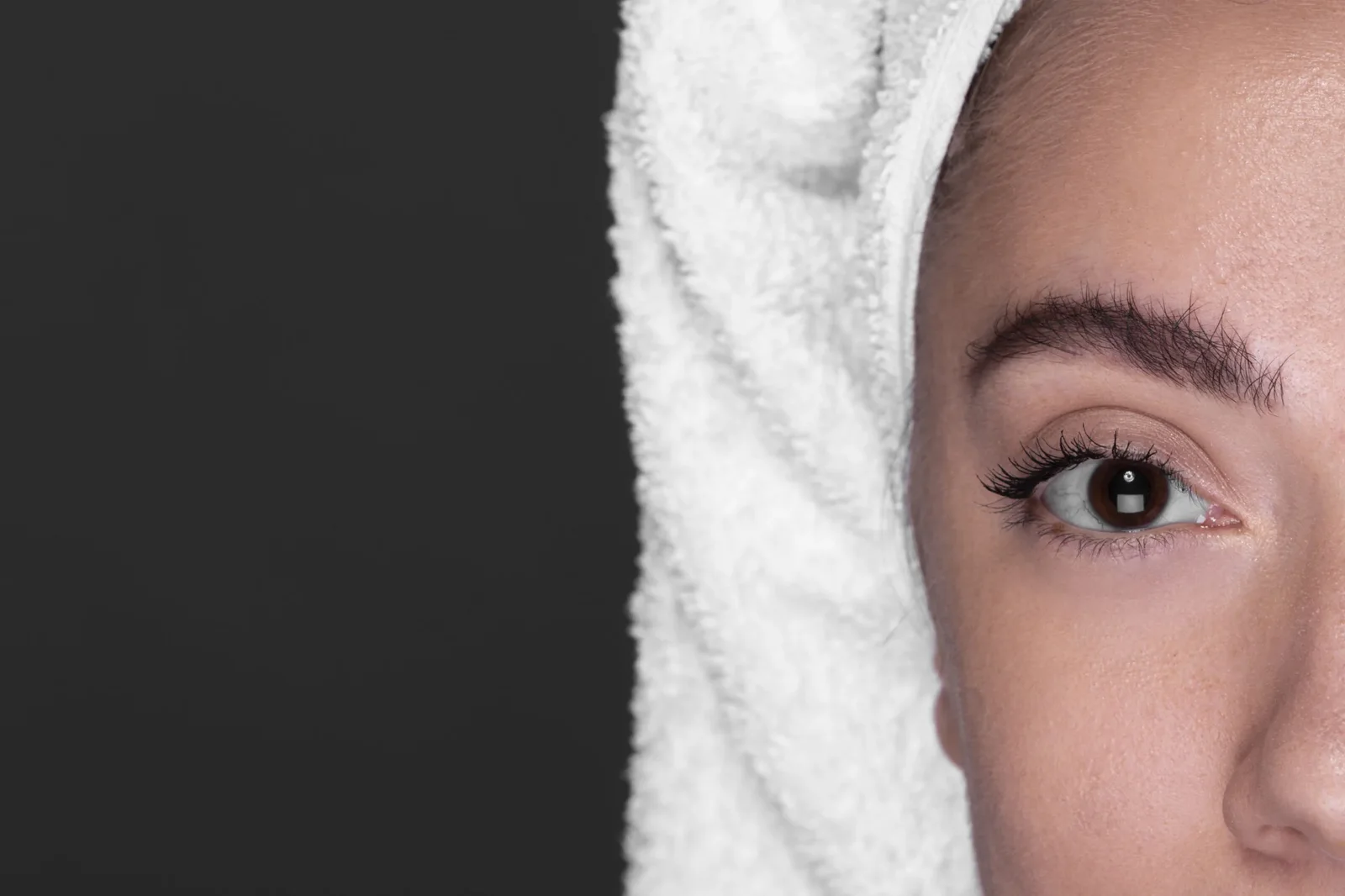 Wimpershampoo – waarom een juiste reiniging essentieel is voor gezonde wimpers